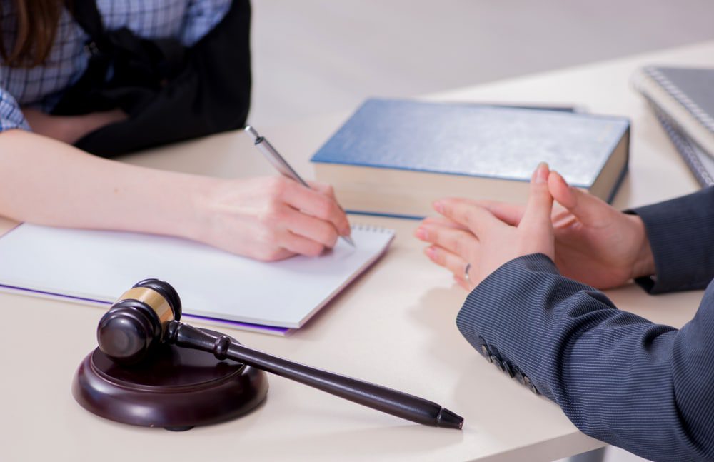 What to Look for In a Columbus Semi-Truck Accident Lawyer